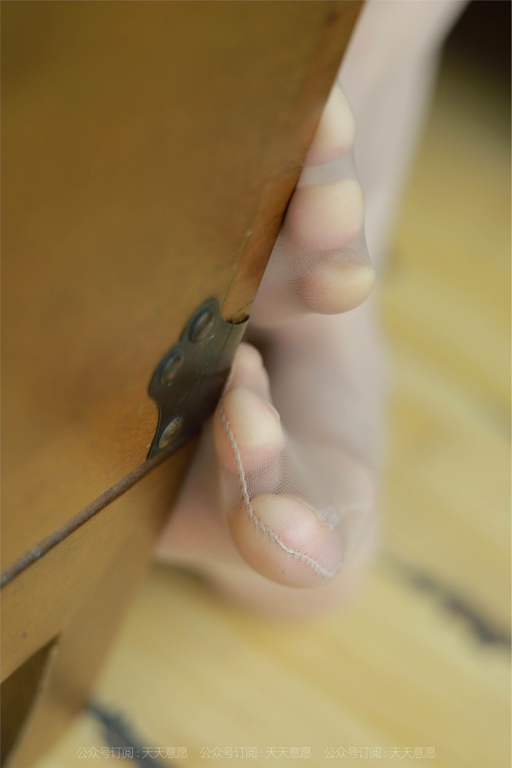 IESS异思趣向  2021.09.05 丝享家910：小婕《美腿业务员》